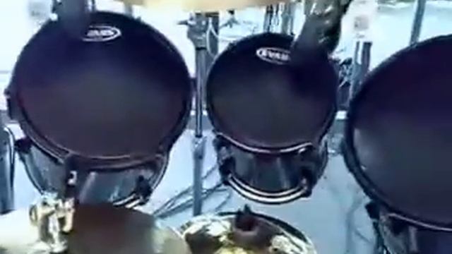 "Tarantula" Pearl drum set 11 de Osvaldo Lopez Rodea Baterista independiente mexicano. смотреть онлайн