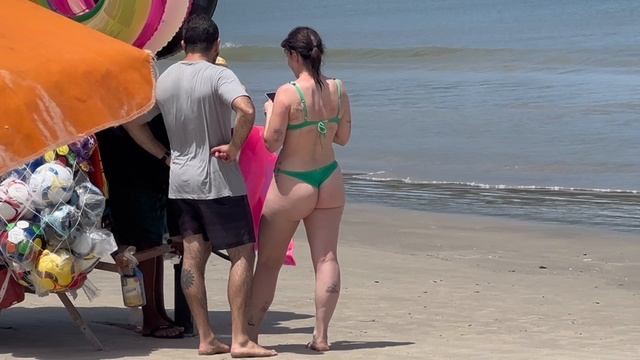 Океанские просторы: прогулка по пляжам Бразилии смотреть онлайн