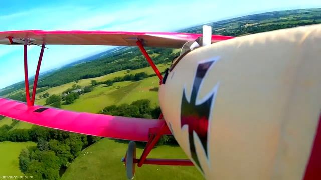 Parkzone Albatros D.Va Radio Controlled Model flying over Devon смотреть онлайн