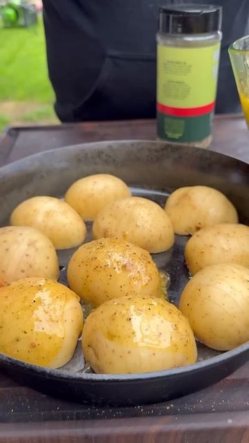 Hassle Back Potatoes With @Fire & Smoke Society