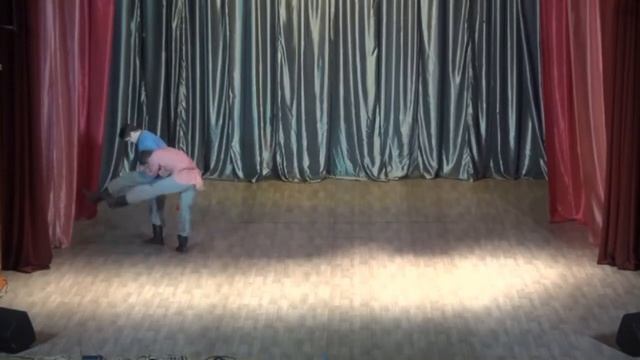 Гастроли Красноярского народного ансамбля танца СФУ Раздолье Руководитель Евгений Смолин 08 12 2019 смотреть онлайн