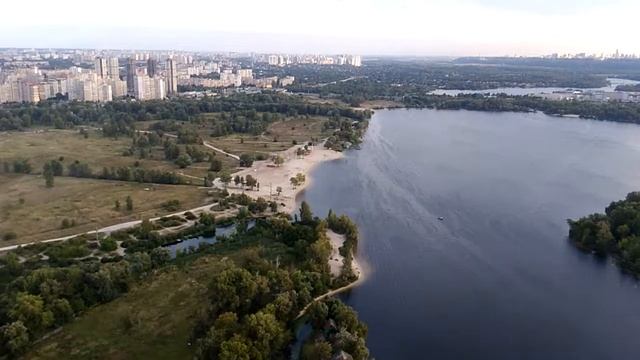Обзорный полет над Киевом на вертолете смотреть онлайн