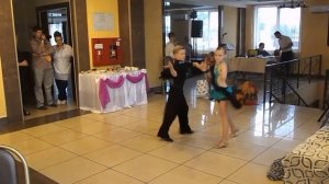 Превосходный  танец детей на свадьбе