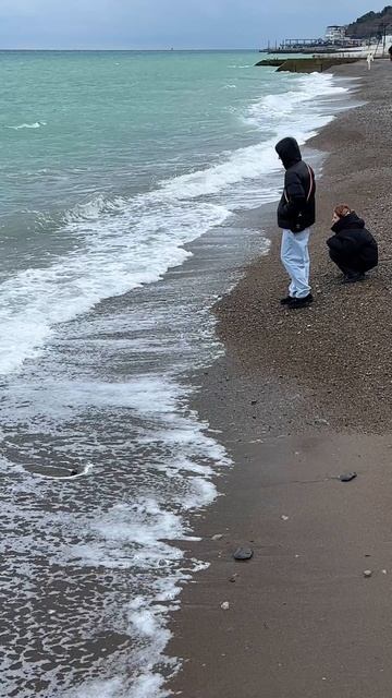 Температура морской воды в Ялте 26 февраля 2025г. смотреть онлайн