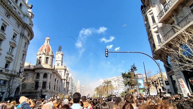 FALLAS VALENCIA 2022 - Mascletà 120 kilos de pólvora #valencia #fallas2022 #mascleta смотреть онлайн