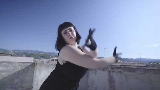 Miss Mini - Waacking Freestyle - Just The Two Of Us