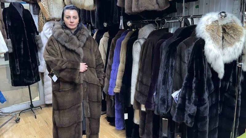 Мир меха у Наиры. Шикарные шубы на Садоводе смотреть онлайн