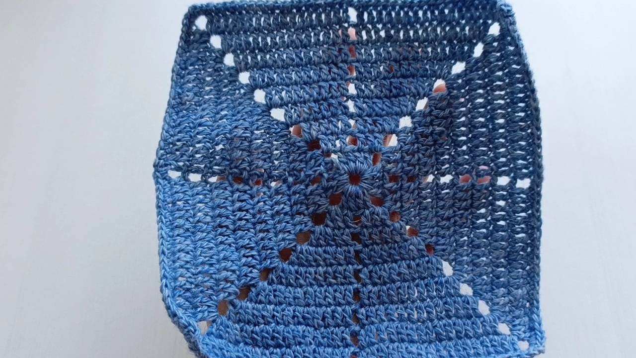 Бабушкин квадрат классический с мережкой по сторонам, вяжем вместе каждый ряд смотреть онлайн