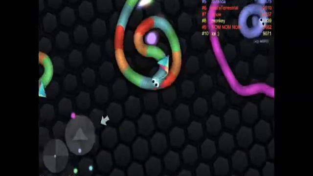 Первая игра "slither.io" смотреть онлайн
