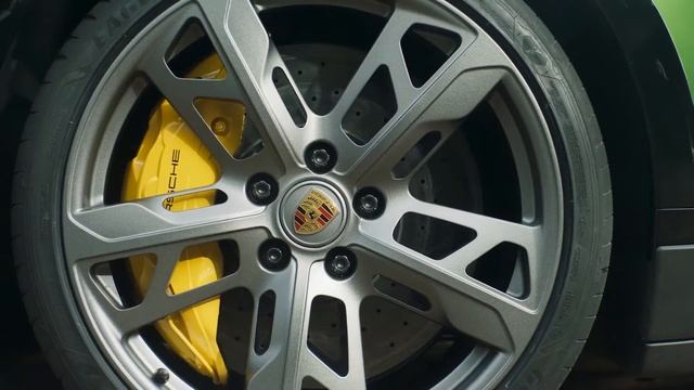 New 2021 Porsche Taycan Cross Turismo off road смотреть онлайн