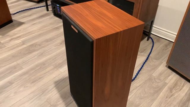 Klipsch Forte Demo смотреть онлайн