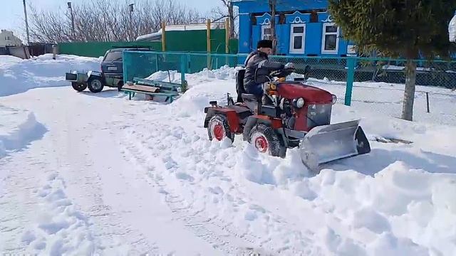 минитрактор смотреть онлайн