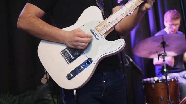 The B Sides live from White Noise Studios смотреть онлайн