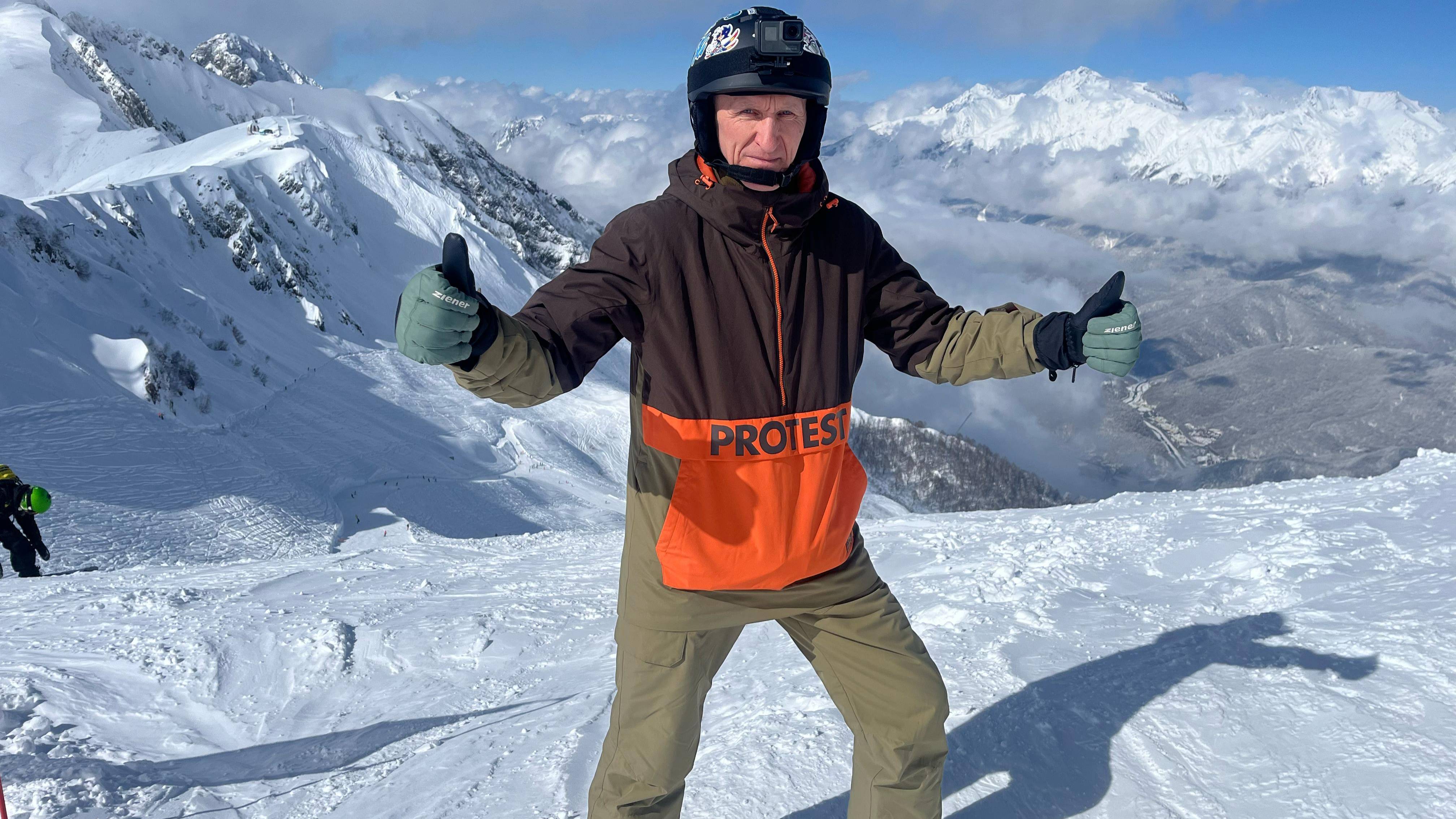 Альпика 2226 над