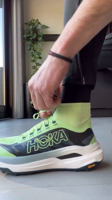 Трейловая модель HOKA Tecton X3 смотреть онлайн