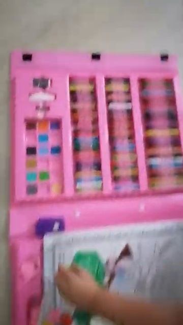 Набор для творчества 208 предметов смотреть онлайн