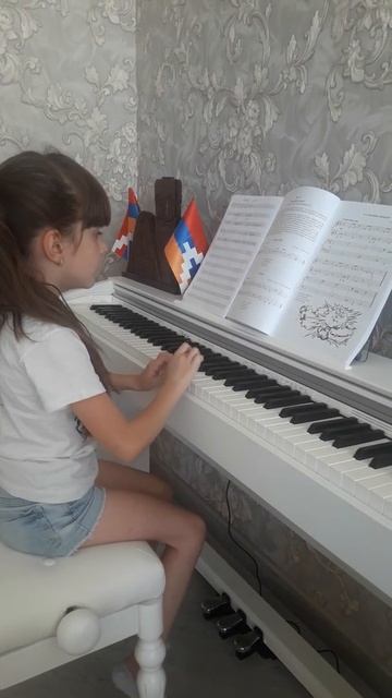 Мяу,мяу музыка О.Геталовой нафортепиано