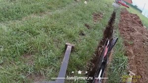 Прицепной экскаватор Landformer по плотной глине (видео от клиента)