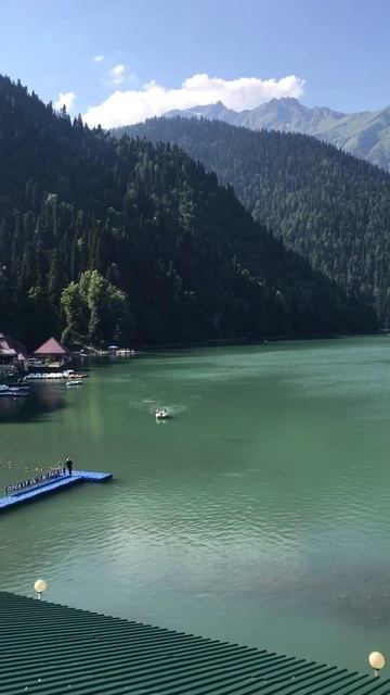Абхазия, озеро Рица июль 2021 смотреть онлайн