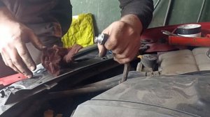 Мазда 3. Замена радиатора кондиционера.