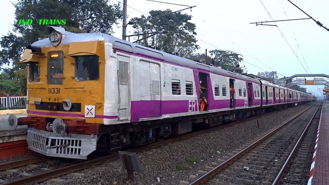 Newly Painted Shiny Lighting EMU Train | Katwa-Howrah EMU Local Train arriving & Departing Balagarh смотреть онлайн