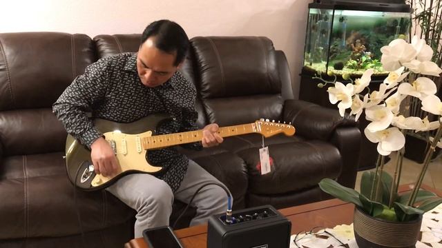 Oye Como Va Fender Strat Ultra & Laney Mini смотреть онлайн