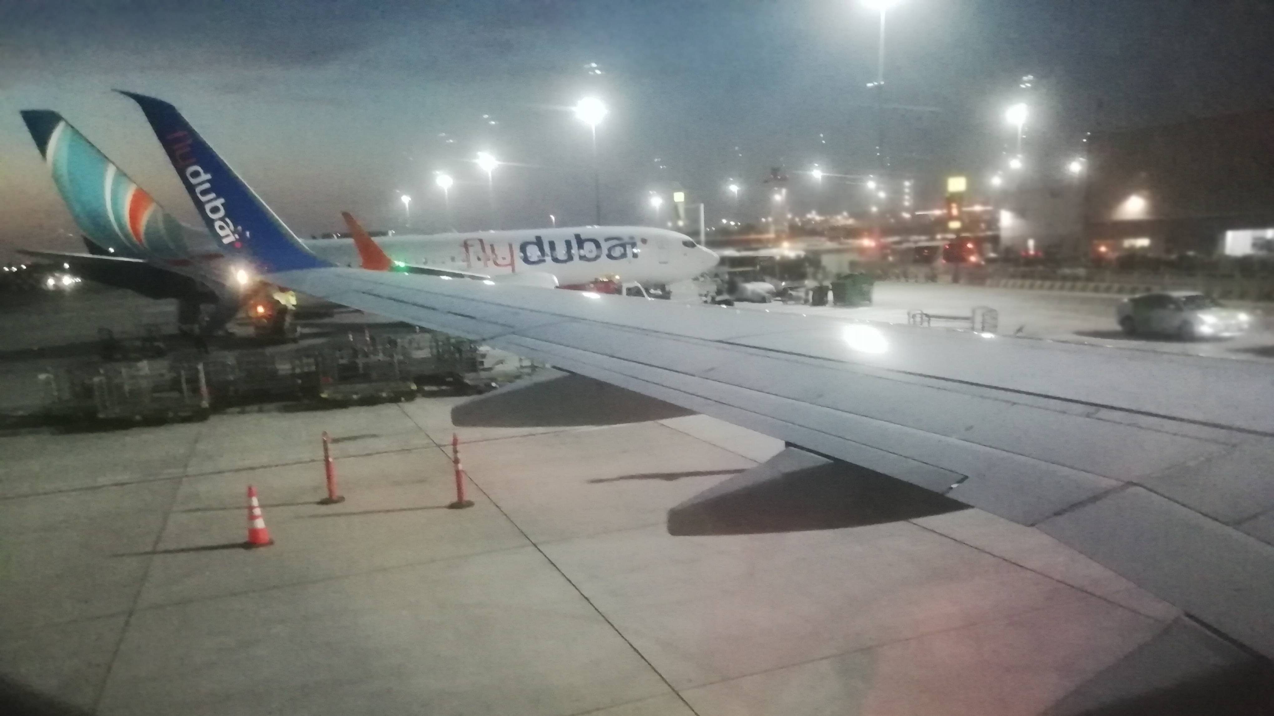 Отпуск в Лето среди зимы 2025 ОАЭ смотреть онлайн