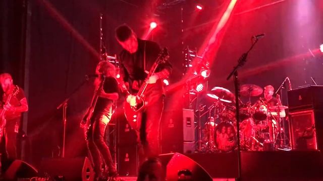 Mastodon The Wolf is Loose live 4-23-17 смотреть онлайн