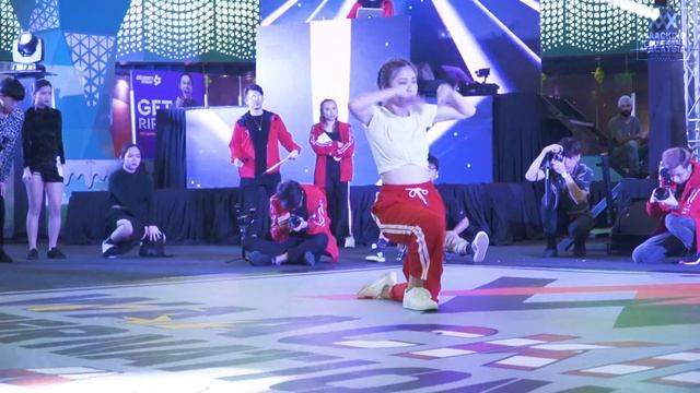 ??? vs Seojeong | 1v1 Top 32 | Waacking Internationals Malaysia 2019 | RPProds смотреть онлайн