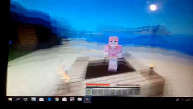 Тэтя танцует атятя в Майнкрафте