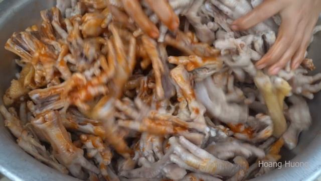 Grilled Chicken Feet, Traditional Recipe | Children In The Village Have Tired Teeth Chewing
