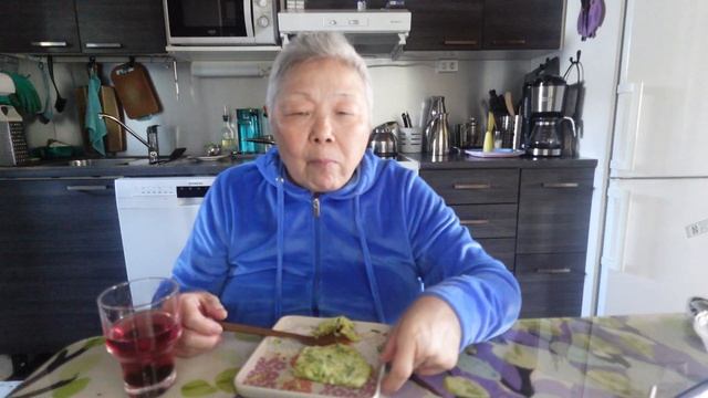 Мукбанг Суп овощной 🥕🫑🥬🥬🧅🥔🧄 Жареные кабачки🍹