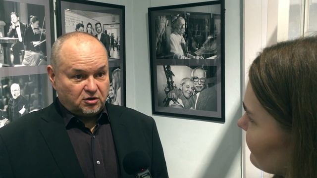 Интервью с фотографом Петром Колчиным на открытии выставки его работ в Рязани 05.09.22 смотреть онлайн