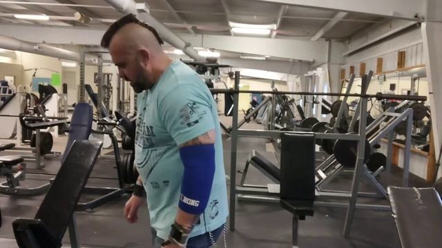 upper pecs, tris and shoulder blast смотреть онлайн