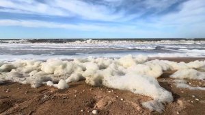 Заставка на фон. Море и пена. 5 минут.