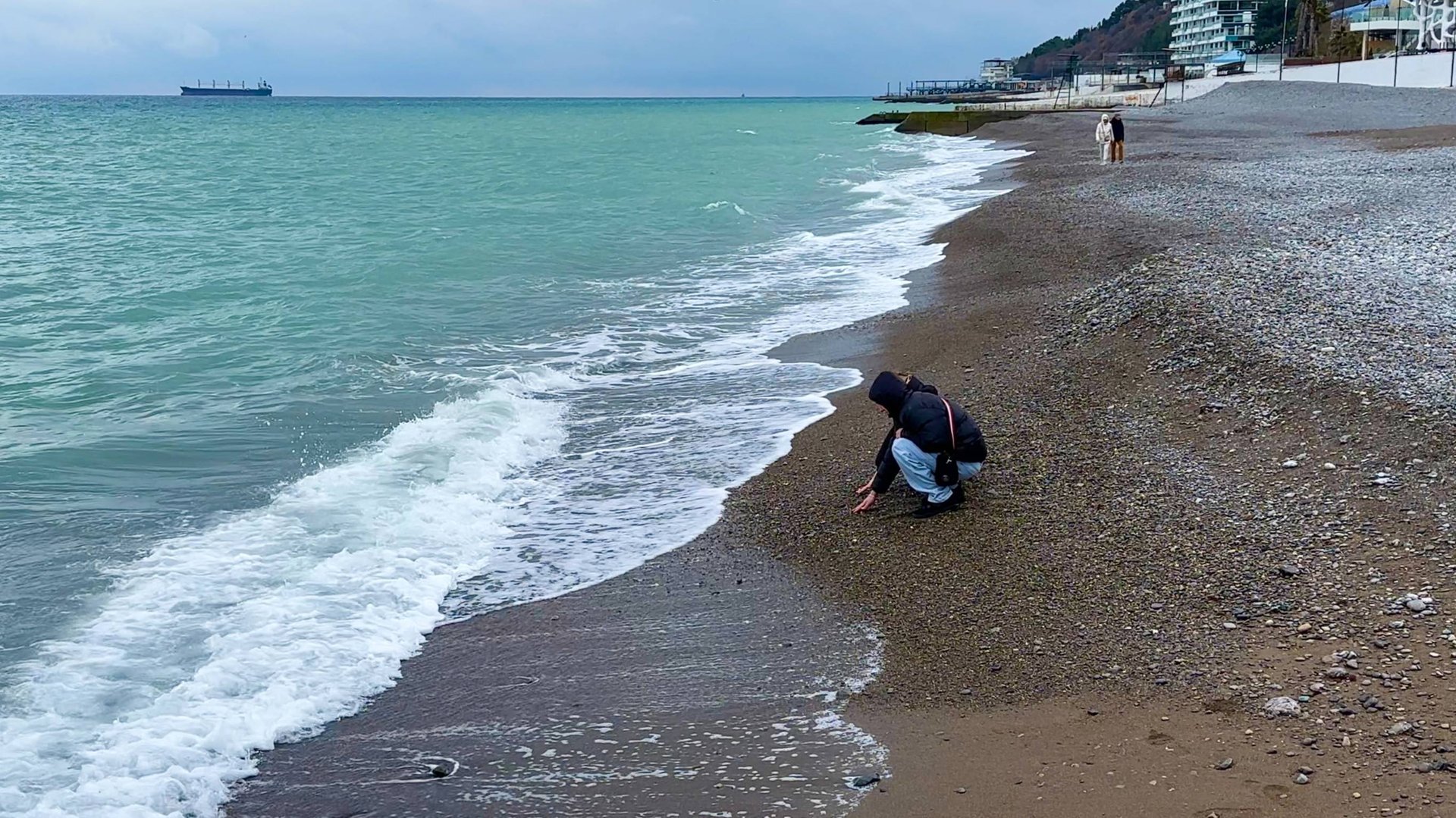 Ежедневная вебкамера Ялты и обзор погоды. 26 февраля 2025 смотреть онлайн