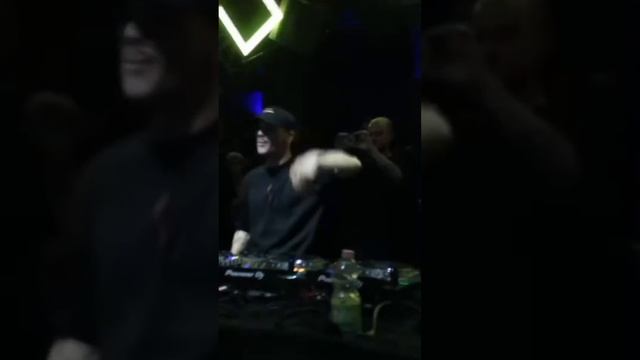 Music lessons w NICO MORENO & TRYM 😎 смотреть онлайн