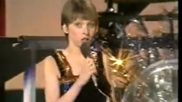 Lena sings 'Back in time' - 1979 смотреть онлайн