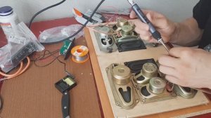 Самодельная аудио колонка из телевизионнх динамиков. Делаю акустику из динамиков от телевизора