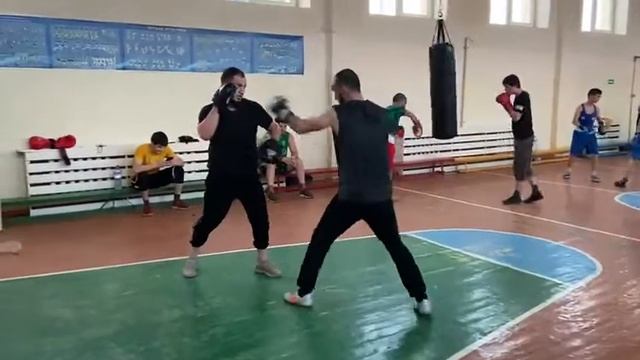 Али Саламов. Тренировка. смотреть онлайн