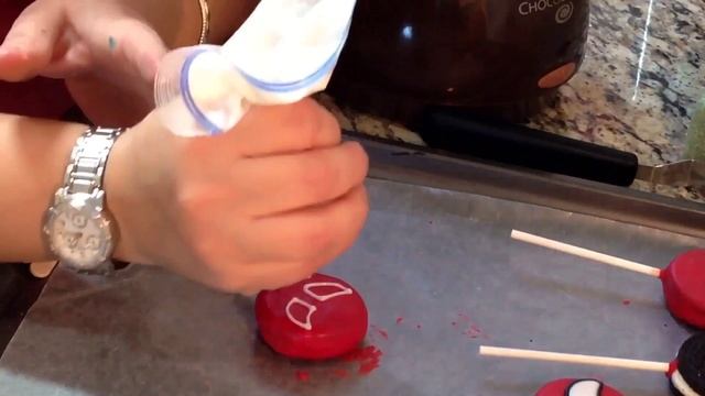 Spiderman Oreo Cookie Pops