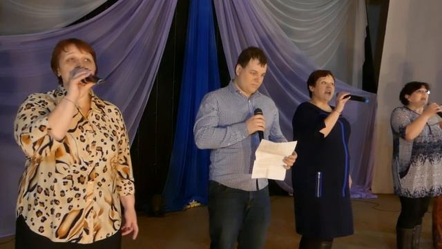 Споёмте, друзья Репетирует администрация. смотреть онлайн