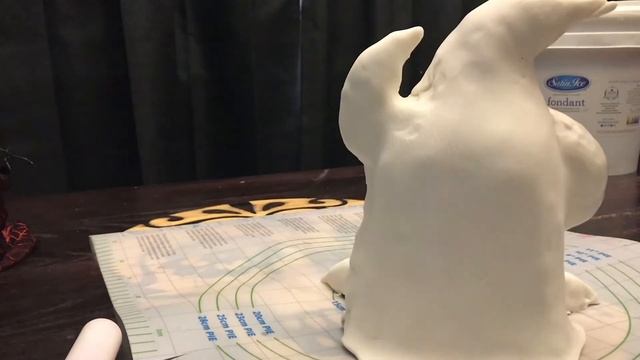 Learn how to make an Oogie Boogie Cake | Cakes and Crafts by Kass смотреть онлайн