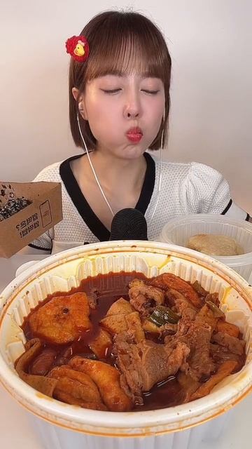 ASMR смотреть онлайн