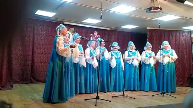 То не веточка черешни ... Народный ансамбль русской песни Воронежские зори рук.Татьяна Шульгина смотреть онлайн