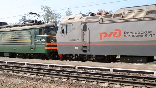 ВЛ11-390/367 с перегоняемым "Гранитом" 2ЭС10-004 смотреть онлайн
