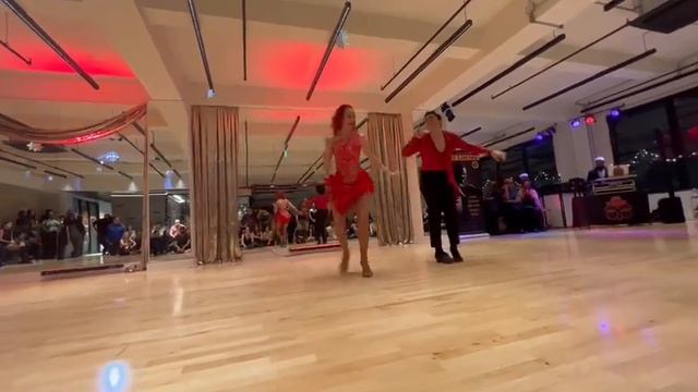 Mi ritmo te llama _Show Salsa Celia y David 2023 смотреть онлайн