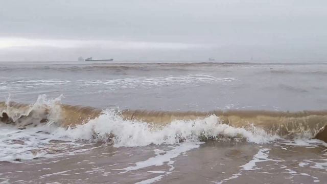 Японское море. Начало шторма смотреть онлайн