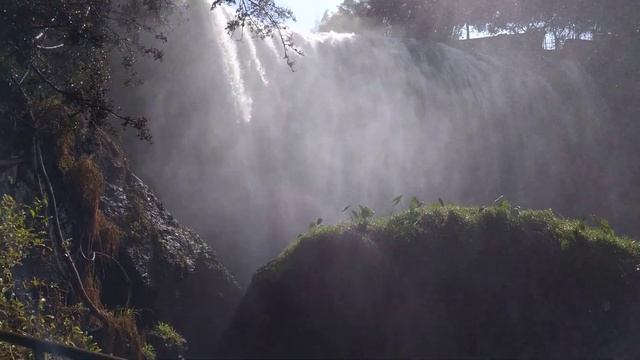 Водопады Далата смотреть онлайн