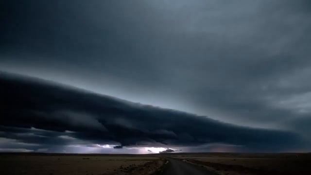 Копия видео "Очень красивое видео грозы, ударов молнии" смотреть онлайн